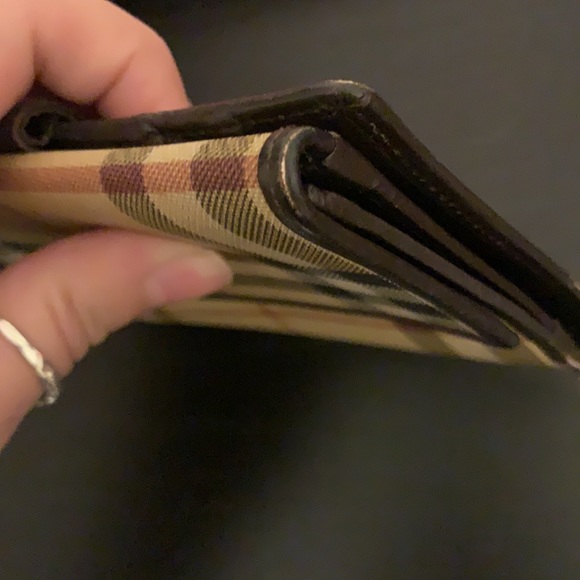 Burberry wallet - Picture 5 of 8